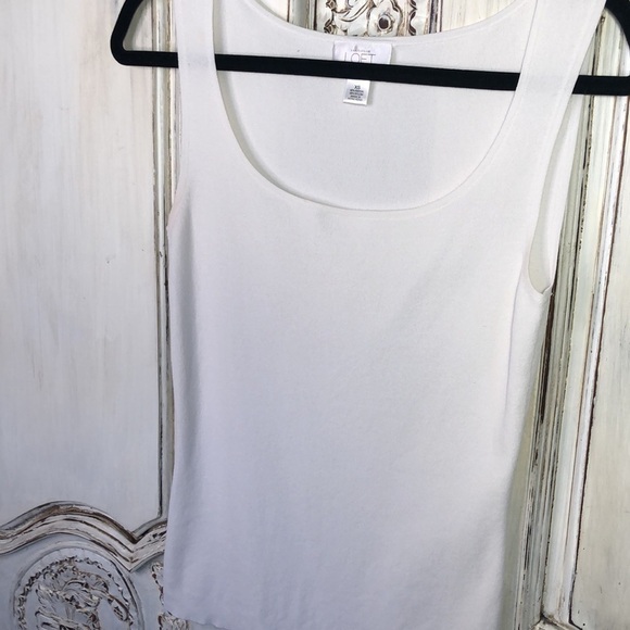 Ann Taylor LOFT White Sleeveless Scoop Neck Lightweight Sweater Top Size XS - Picture 3 of 9